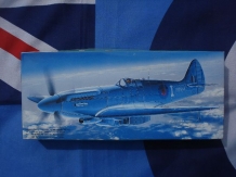 images/productimages/small/Spitfire P.R.Mk.XIX Blue Invader Fujimi 1;72 voor.jpg